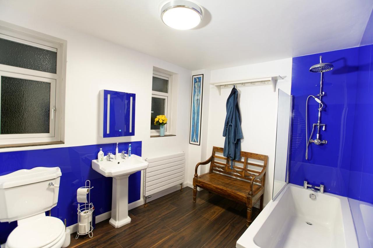 Seafarer'S View - 6 Bedroom Townhouse In Cowes, Parking & Seaviews. Cowes  Exteriér fotografie